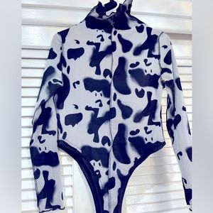 Long sleeve bodysuit